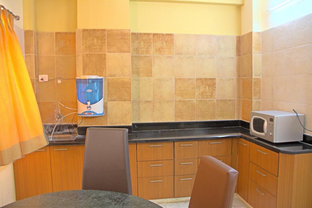 Shreeji Service Apartment Vadodara Dış mekan fotoğraf