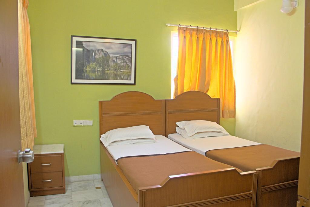 Shreeji Service Apartment Vadodara Dış mekan fotoğraf