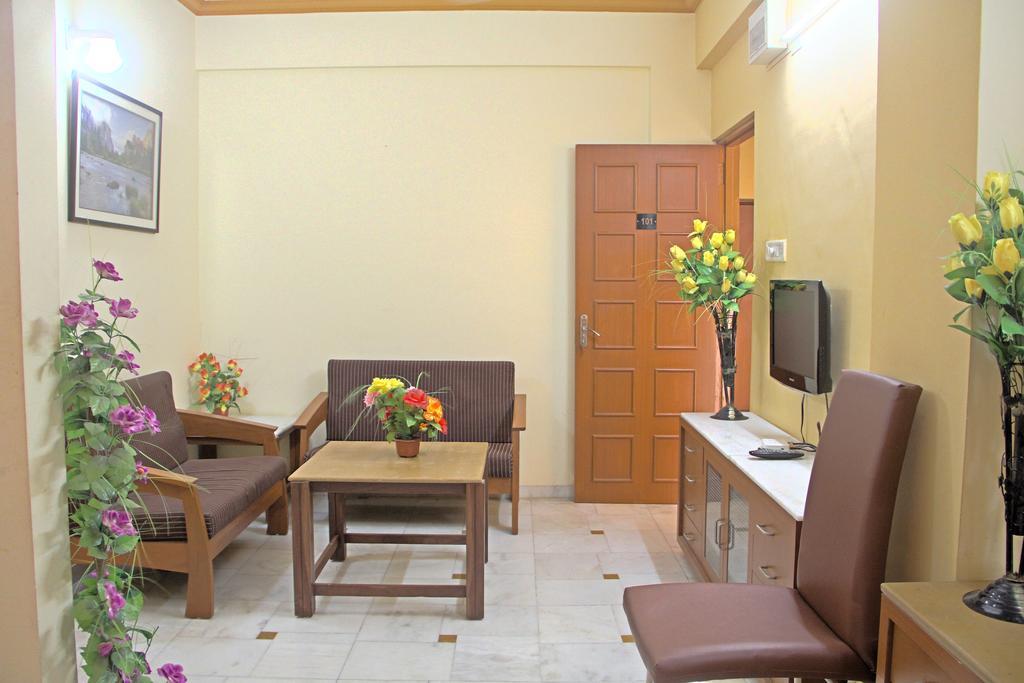 Shreeji Service Apartment Vadodara Dış mekan fotoğraf