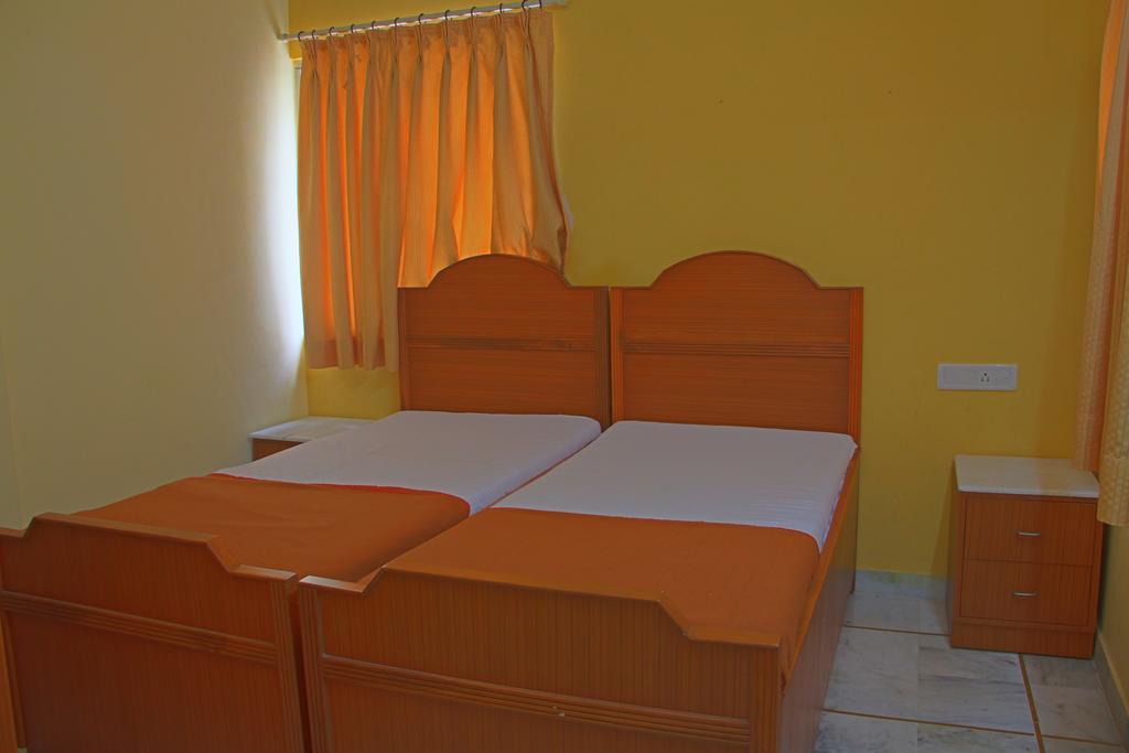 Shreeji Service Apartment Vadodara Dış mekan fotoğraf