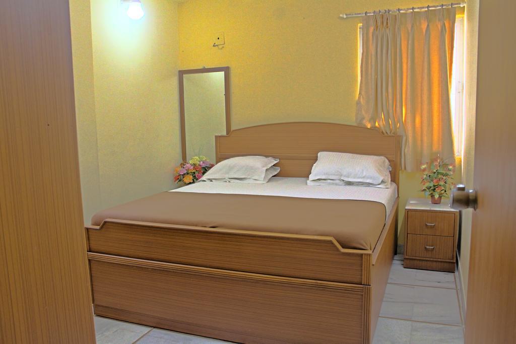 Shreeji Service Apartment Vadodara Dış mekan fotoğraf